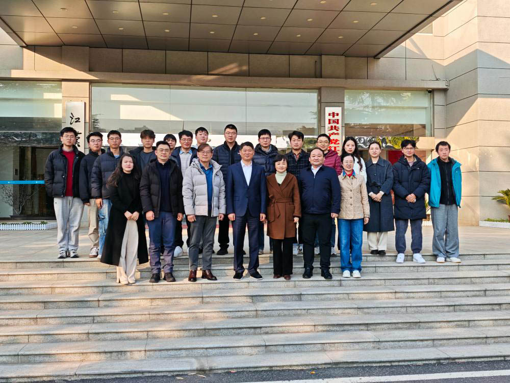 产学研 (3)(1).jpg